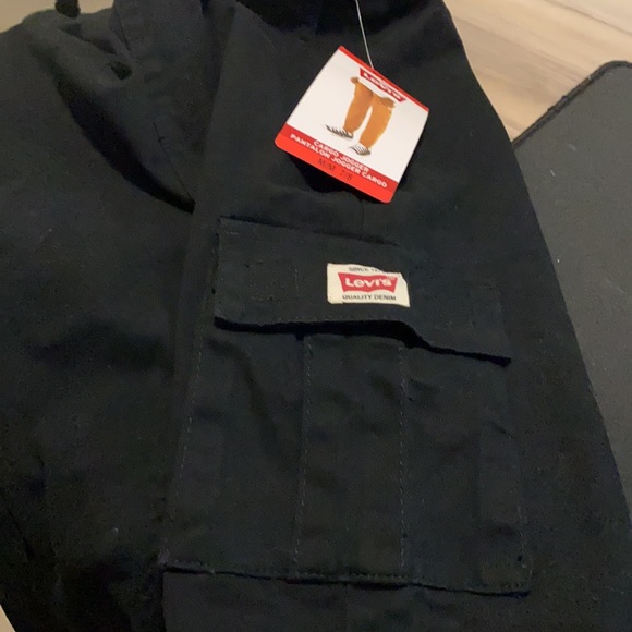 Levi’s boys cargo pants - Picture 4 of 7